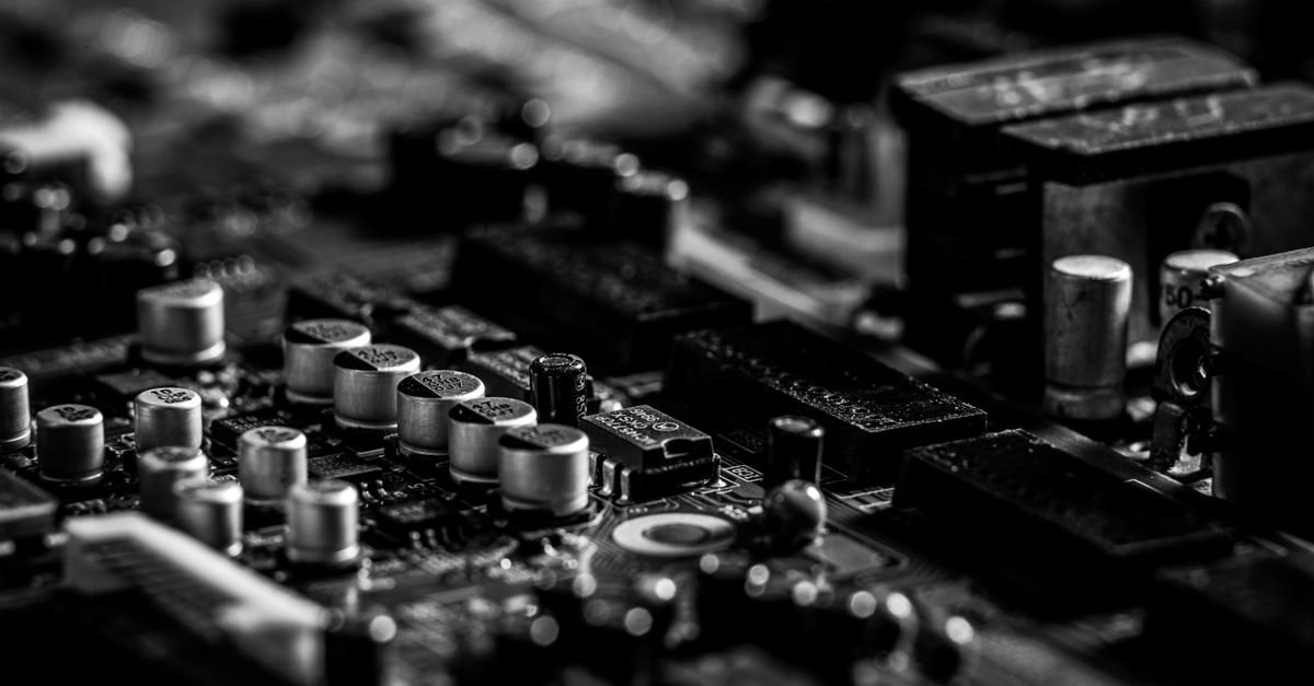 Dynamic Phase-Shift Control Cuts Capacitor Ripple in Motor-Drive MMCs