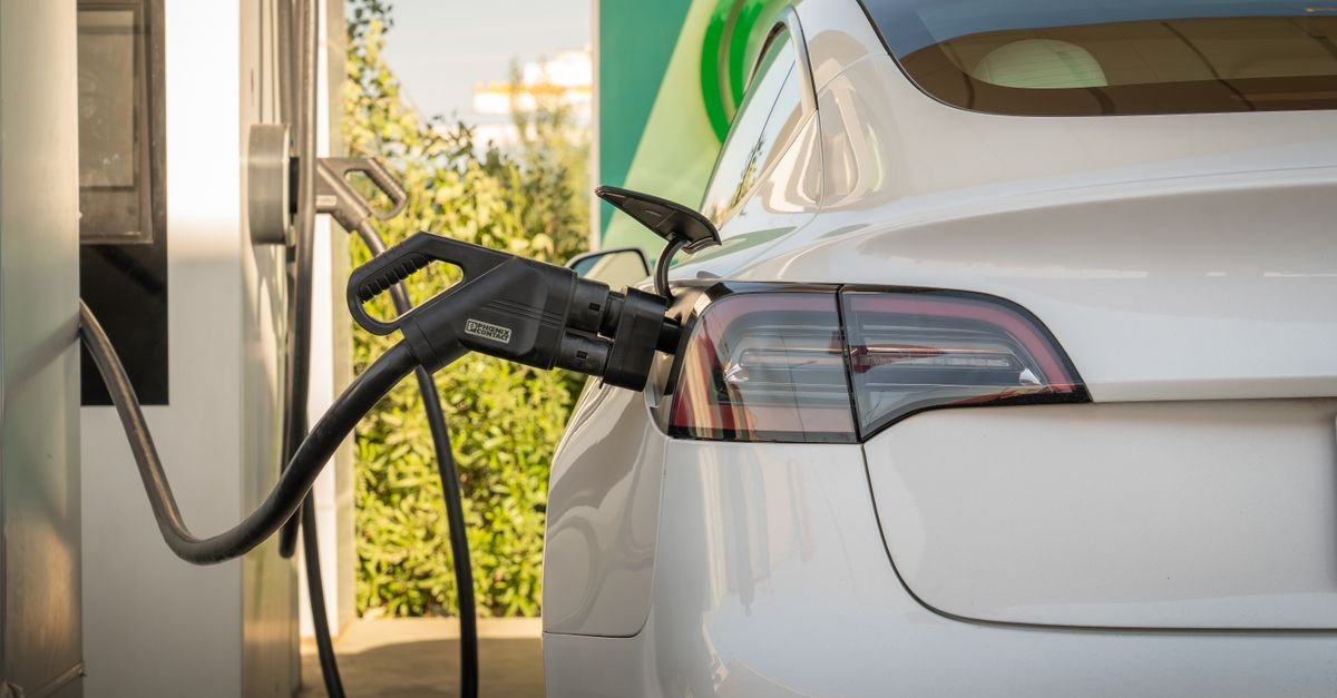 Samsung C&T Files 600MWh Battery Project for Australian Environmental Review