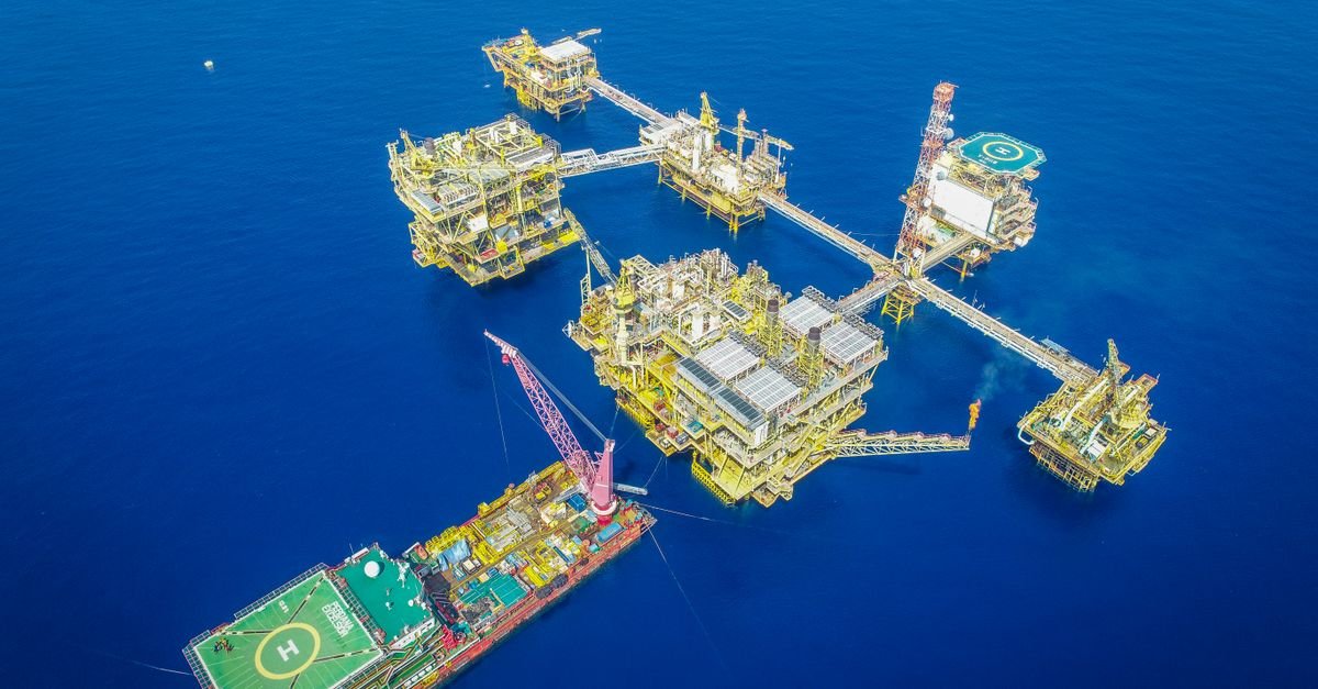 Energy services firms boost performance amid LNG, offshore expansion