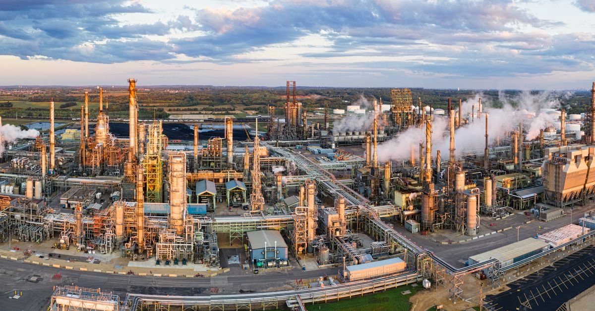 Data Center Gas Plants Behind The Meter Threaten U.S. Energy Costs