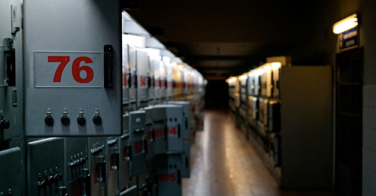 Spain's 2025 Blackout: Cascading Failures, Not Renewable Energy