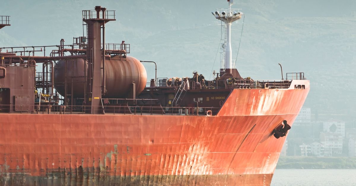 Oil Surplus Looms as US-Iran De-escalation Pressures Pre-Election Diplomacy