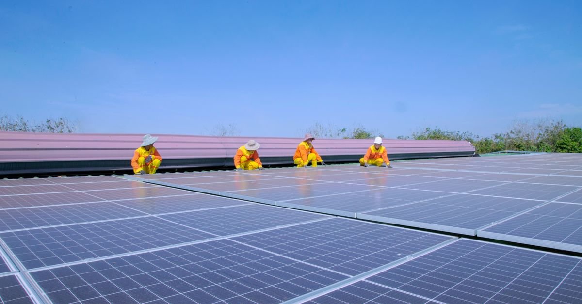 Federal Policy Shifts Halt 7 GW of Renewable Projects in 2025