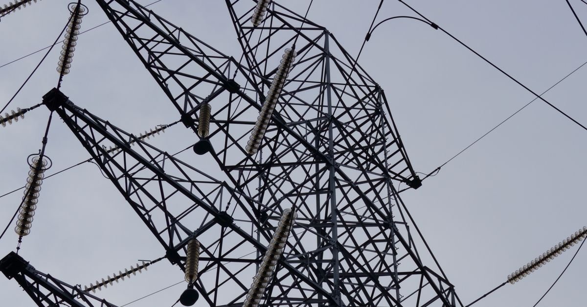 Over half of UK clean energy projects secured grid connections for 2030