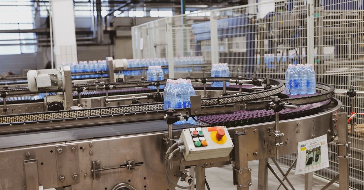China's Leading Solar Manufacturer Shifts to Copper Contacts