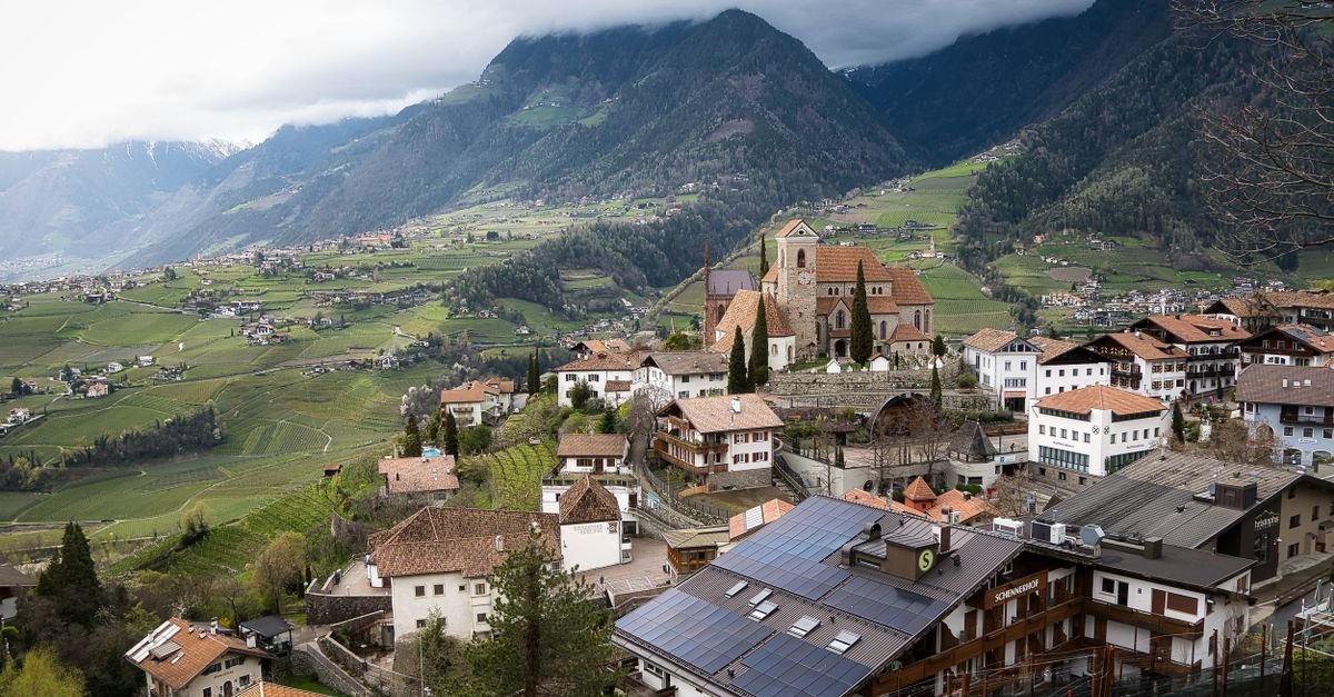 Indonesia launches 100 GW solar expansion with village electrification focus