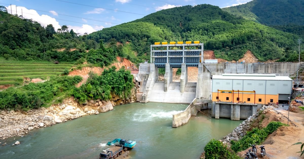 Nepal rescuers extract workers from flooded hydropower tunnel after nine days
