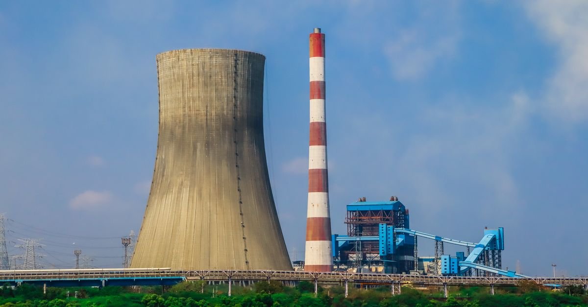Fossil Fuel Price Surges Drive Shift to Wood Burning, Worsening Air Quality