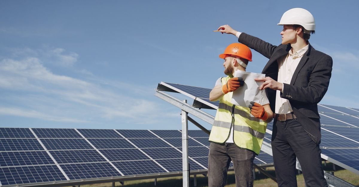 Phase Change Materials Boost Solar Panel Efficiency in High Heat