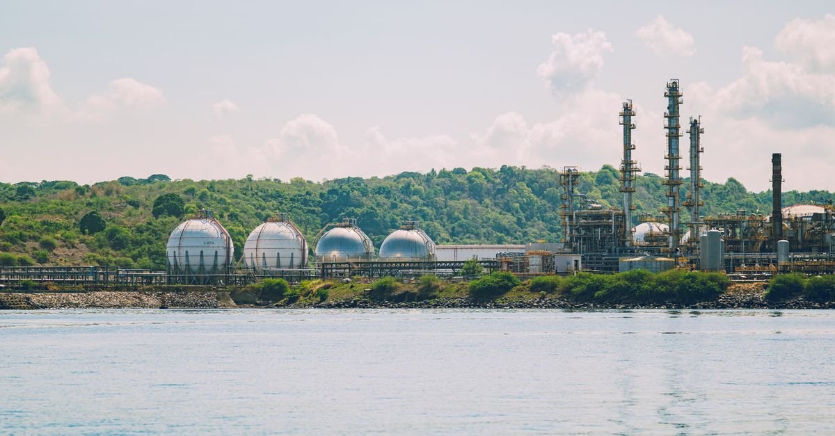 Trump Plans Venezuelan Oil to Refill US Strategic Reserve
