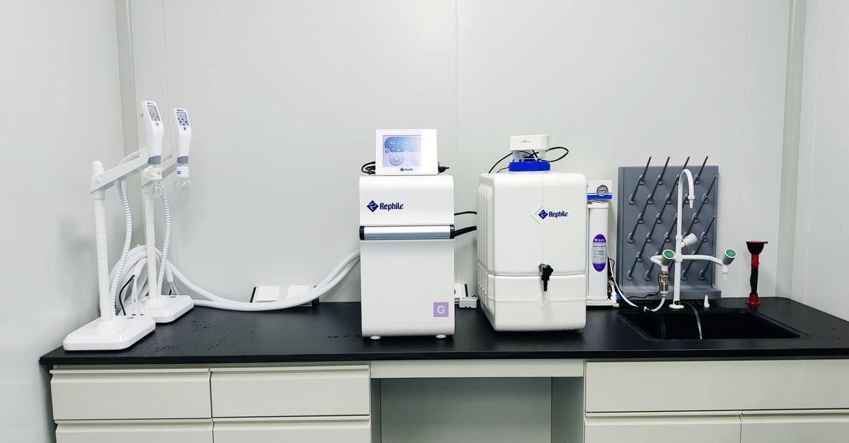Operando IR Spectroscopy Unlocks Battery and Electrolyzer Chemistry Insights