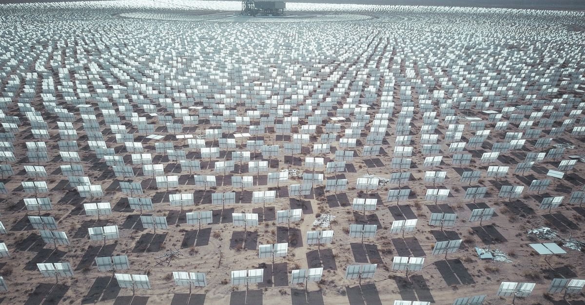 Goldbeck Solar's HeliomatiX Automates Utility-Scale PV Construction