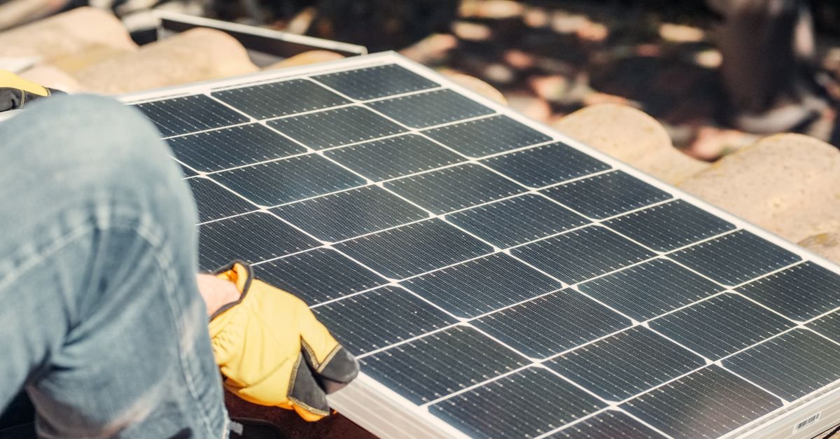 Hybrid Solar-Storage Systems Emerge as Grid Solution