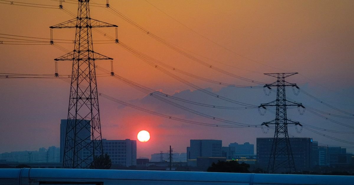 AI Vision System Improves Power Line Inspection Accuracy