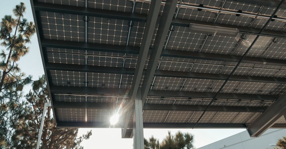 Hybrid Algorithm Improves Solar Panel Modeling Accuracy