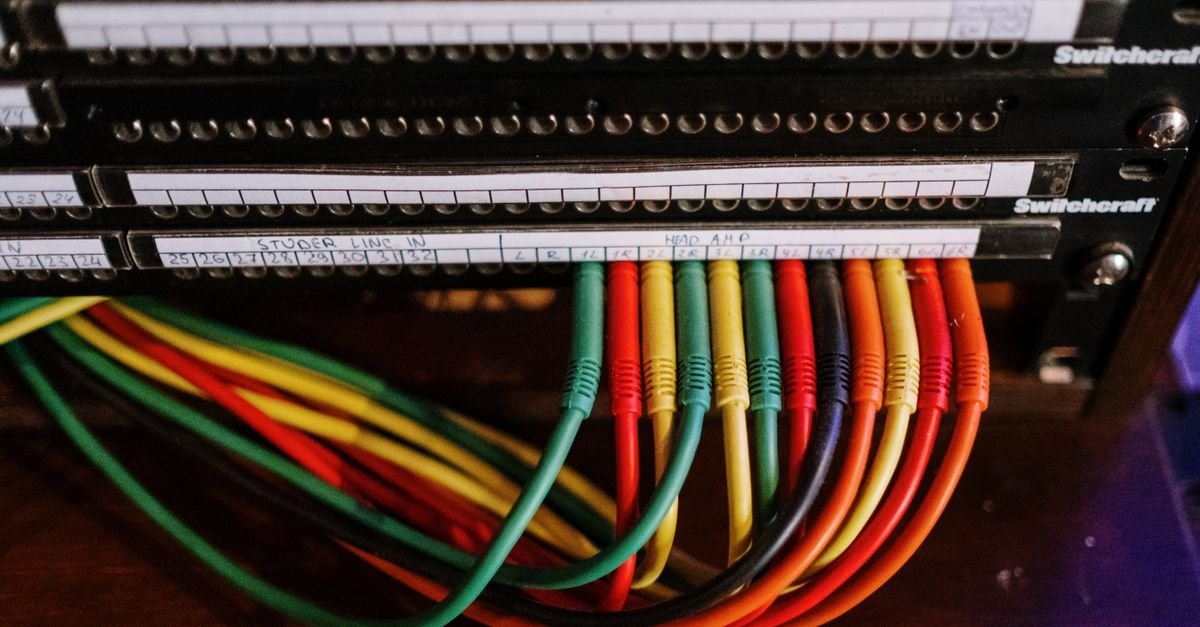 Smart Current Limiting Protects Data Center Power Infrastructure
