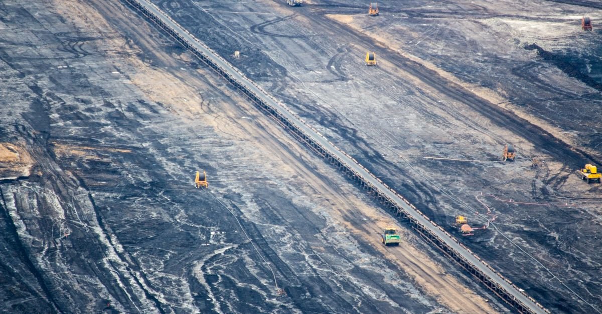 MIT breakthrough cuts lithium extraction costs in half