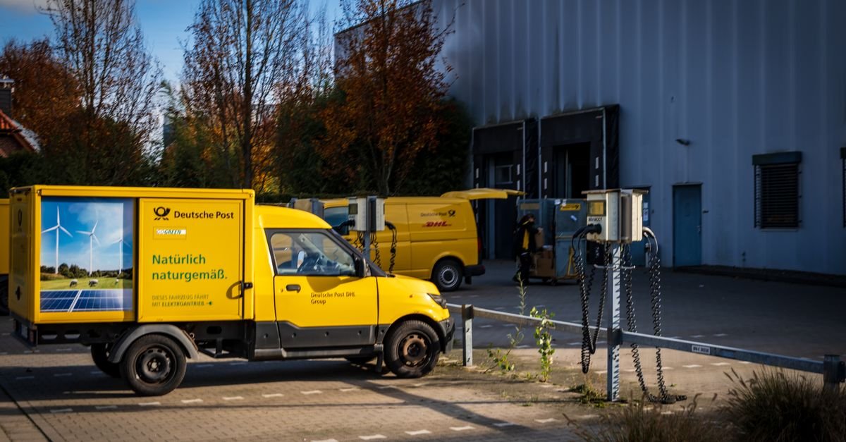 Tesla Semi Makes European Debut at Hanover Transportation Show