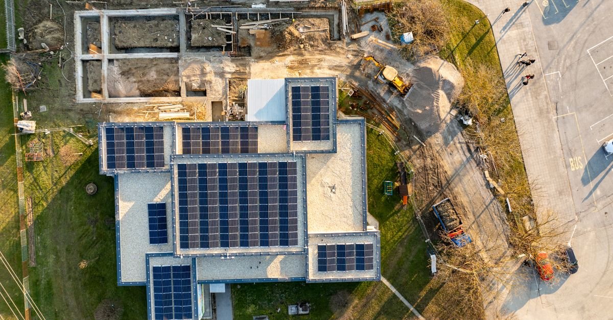 Chennai Data Center Deploys 974 kW Rooftop Solar to Slash Operating Costs