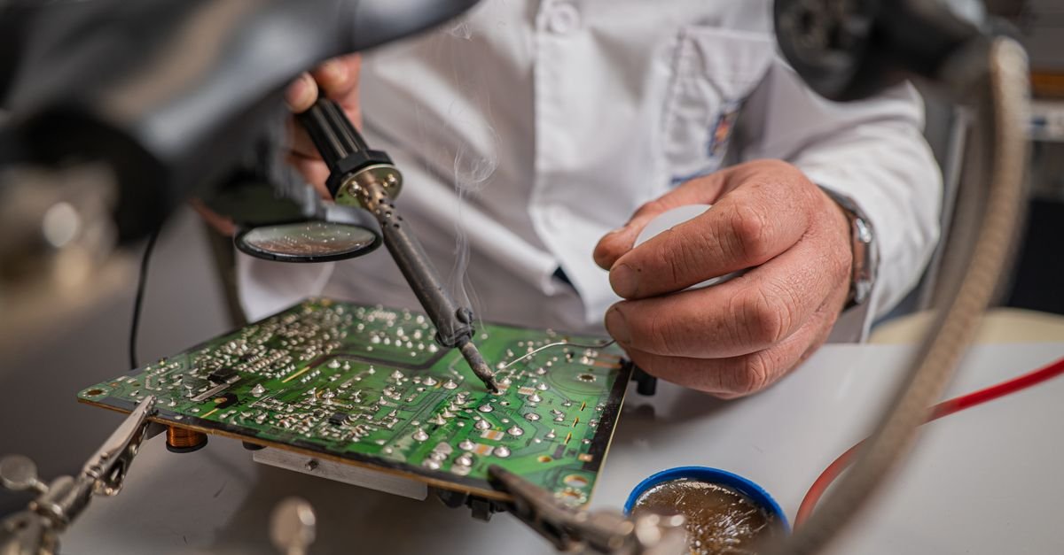 Plasma-Free Etching Enables High-Performance Gallium Oxide Power Diodes